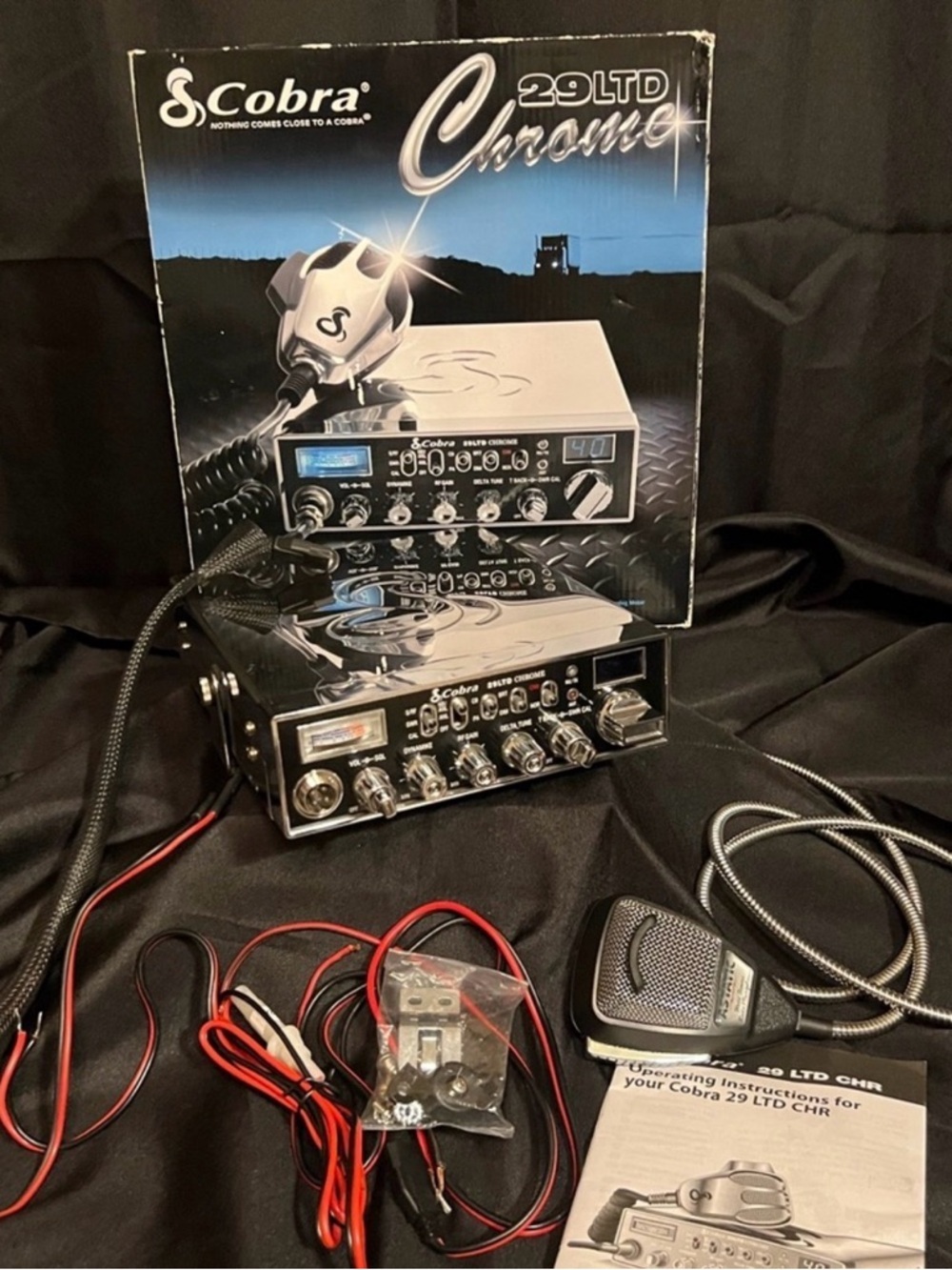 Cobra 29 LTD Chrome Professional CB Radio with Microphone - Picture 14 of 14